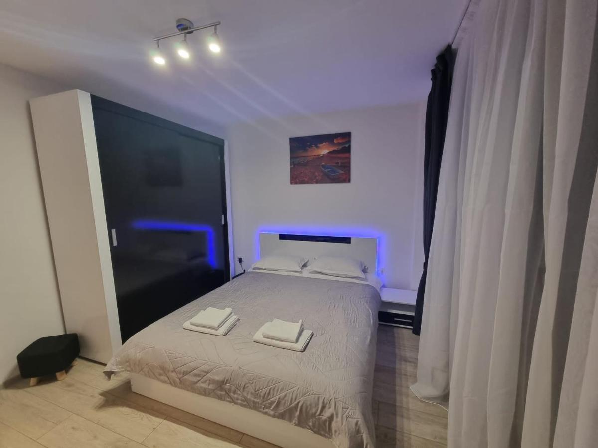 Dreams Escape 2 Apartamento Craiova Exterior foto
